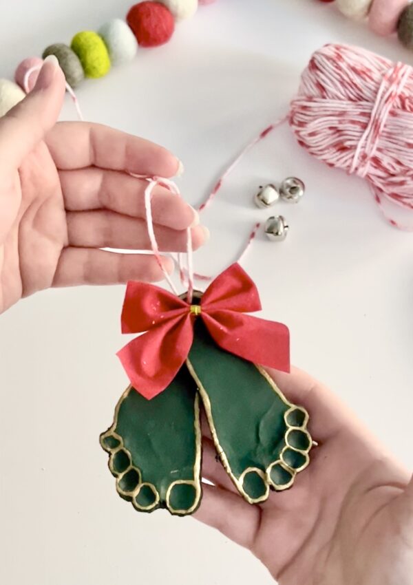 How to Make a Cute Baby Mistletoe Ornament